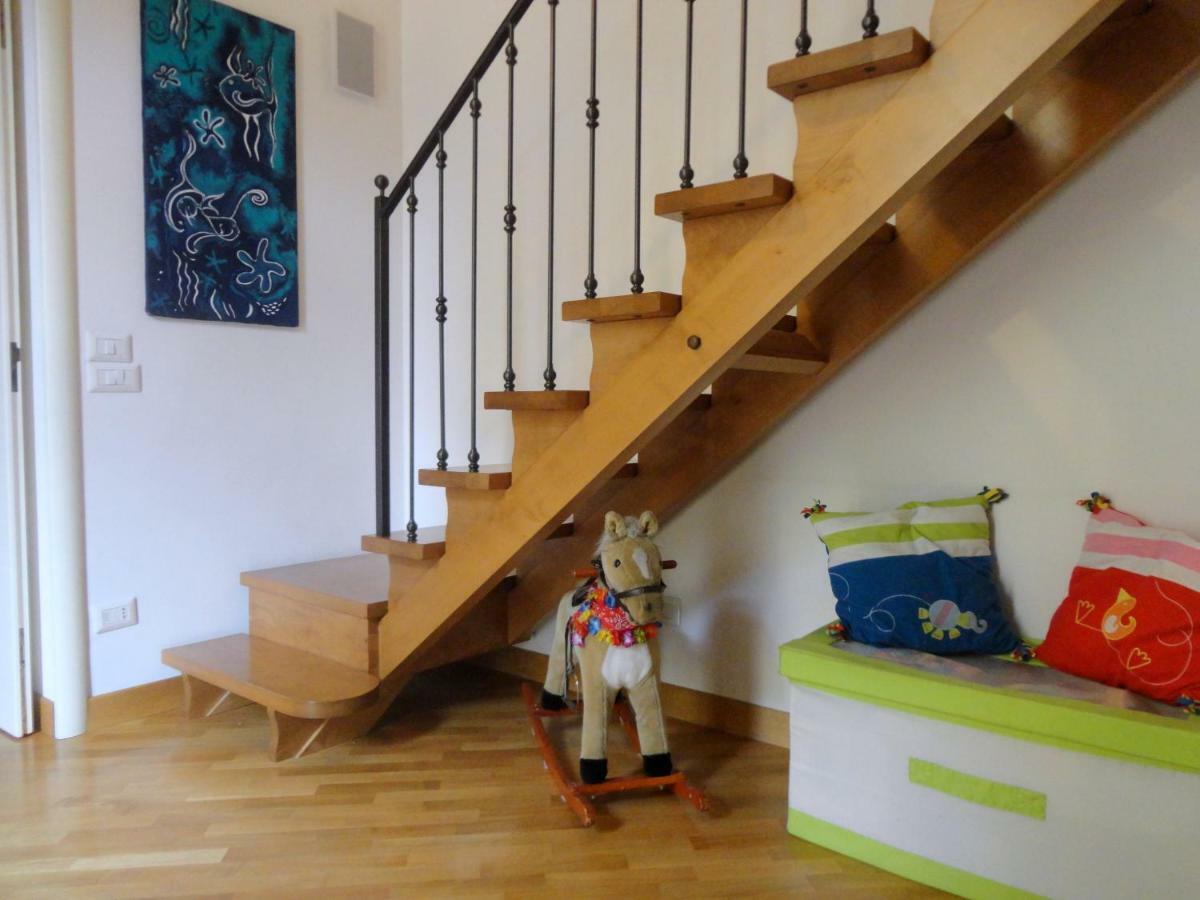 Mezzocannone Holiday House نابولي المظهر الخارجي الصورة