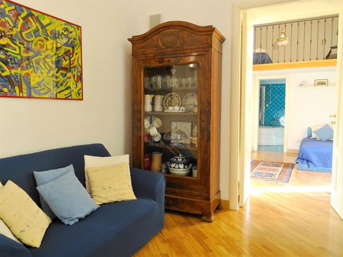 Mezzocannone Holiday House نابولي المظهر الخارجي الصورة